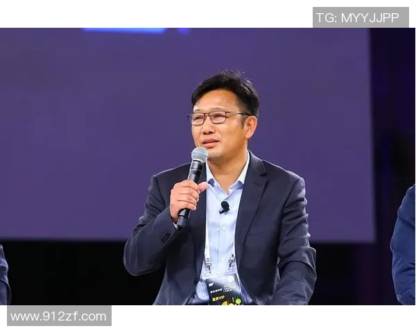 巴黎圣日耳曼重建之路：探索未来十年球队战略与全球化发展方向